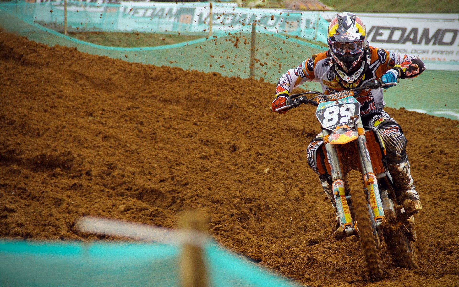 坦克世界“钢铁荣耀”年度锦标赛火焰蔓延