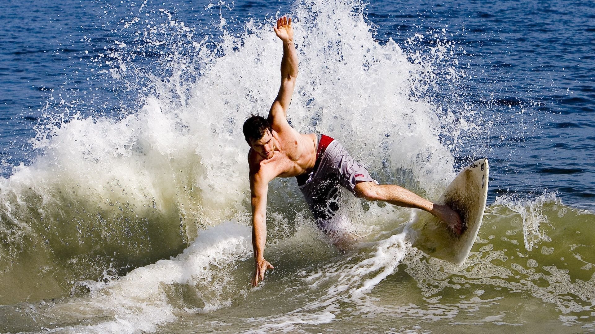 汽车行业的变革：F1带来的行业机遇，f1是汽车技术最高的吗