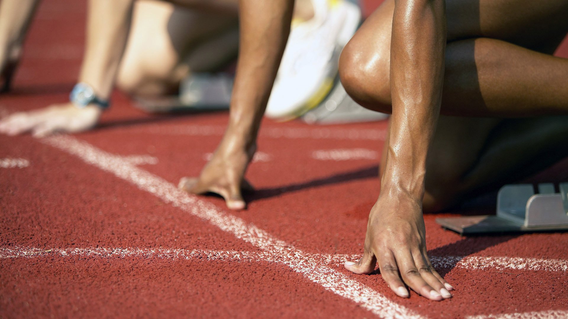 赛季回顾：本年度最震撼的比赛总结，各大赛区春季赛冠军